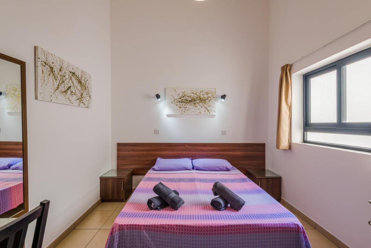 Blue Harbour 2 Bedroom Seafront Apartments With Stunning Seaviews - By Getawaysmalta St. Paul's Bay Luaran gambar